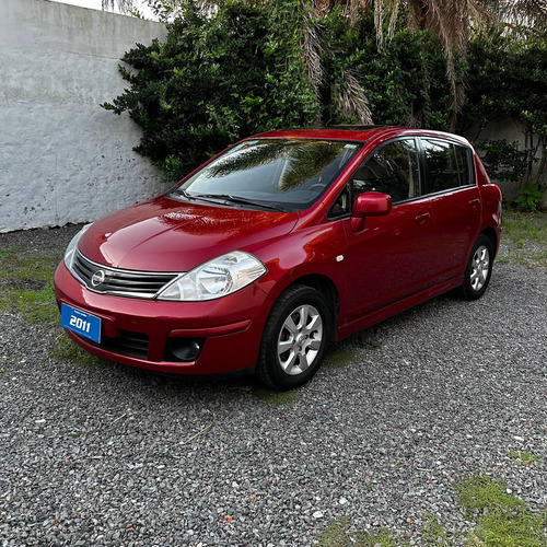 Nissan Tiida 1.8 Acenta