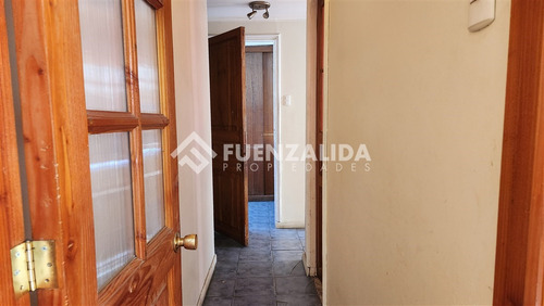 Casa En Venta De 5 Dorm. En Ñuñoa
