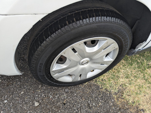 Nissan Tiida 1.6 Drive Sedan Mt