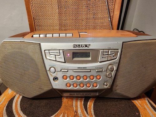 Radio Grabador Sony - Sonido Espectacular