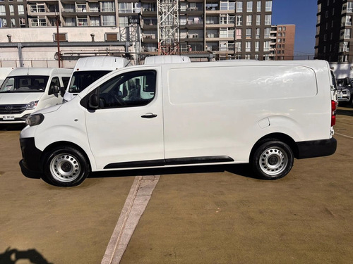 Peugeot Expert 2023