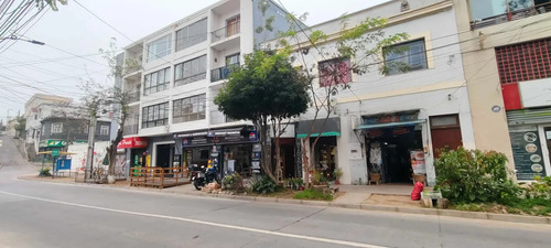 Vende Local En Barrio Recreo 