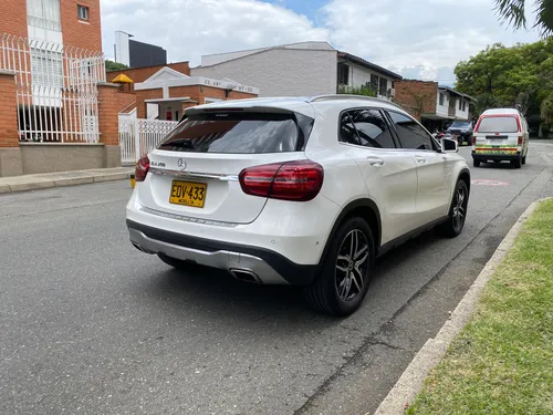 Mercedes-Benz Clase GLA 1.6 Urban