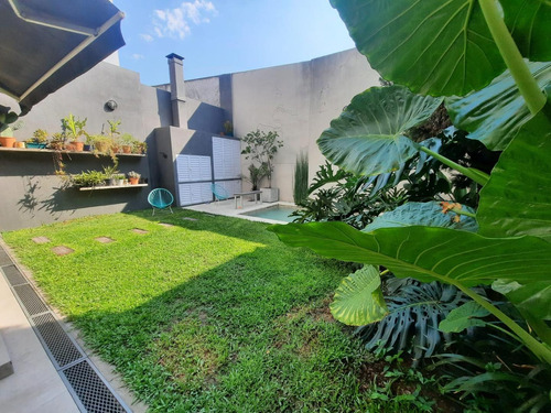 Casa 5 Amb En Venta Saavedra 