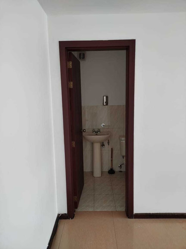 Imagen 10 de 12 de Local De Arriendo