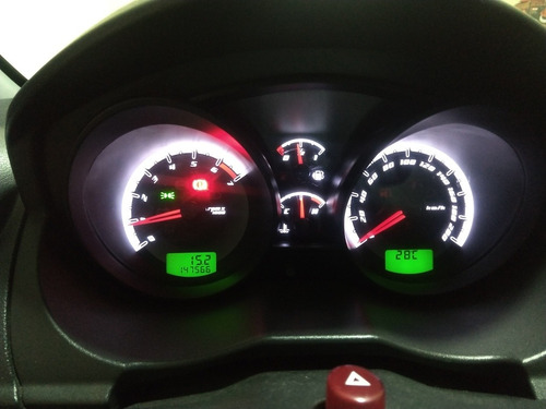 Ford Fiesta Sedan 1.6 Rocam Se Flex 4p 2014