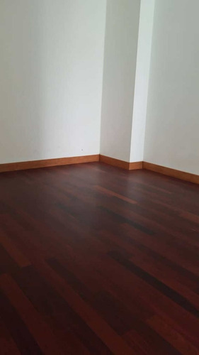 Imagen 4 de 18 de La Castellana Vendo Apartamento 360 M2 04143256451