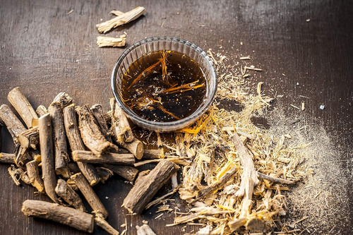 Té De Raíz De Regaliz Orgánica Cortada Y Tamizada 1 Libra