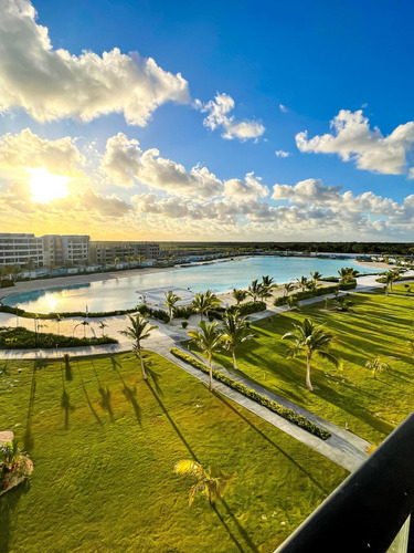 Venta De Apartamento En Downtown, Punta Cana.