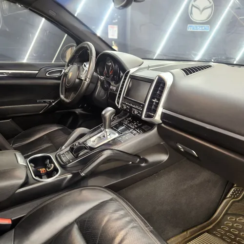 Porsche Cayenne 3.0 Comfort Diesel blindaje 2