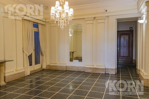 Imagen 19 de 22 de Venta Departamento 3 Ambientes Belgrano Patio Con Jardin Parrilla Jacuzzi Y Cochera