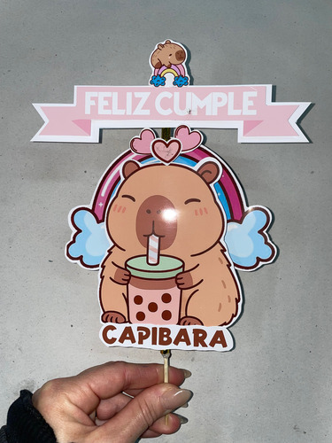 Toper Para Torta Temático Frase Feliz Cumple Capibara