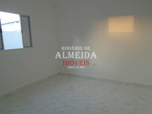 Imagem 22 de 28 de Casa Com Piscina 3 Dorms - V968
