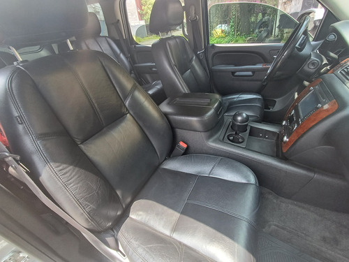 Chevrolet Tahoe D Suv Piel Cd 2a Fila Asientos At