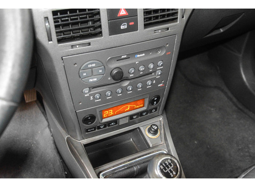 Chevrolet Vectra 2.0 MPFI GT-X HATCH 8V FLEX 4P MANUAL