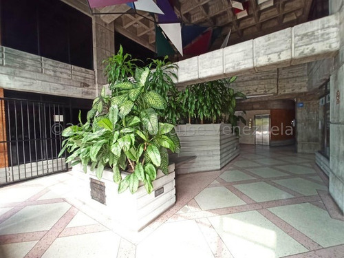 Local Comercial Torre Uniaragua Av. Mariño 25-8637 Jcm