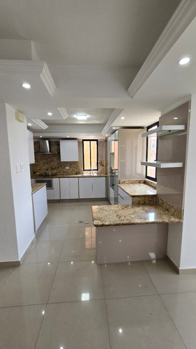 Apartamento En Venta Res, Roraima El Parral (195ms) 283075
