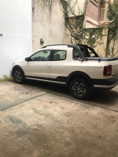 Volkswagen Saveiro 1.6 Cross Gp Cd 110cv Pack High