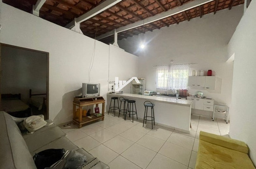 Imagem 5 de 17 de Casa Na Vila Loty, Em Itanhaém C/02dormitórios (analisa Entrada E Parcelas. )
