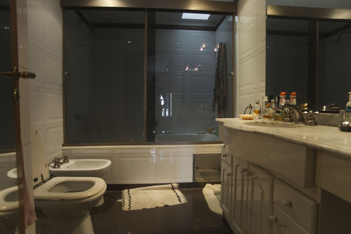 Venta De Casa 6 Amb C/jardín Pileta, 2 Cocheras En Caballito