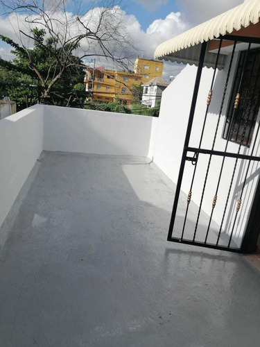 Imagen 21 de 30 de Vendo Casa De Oportunidad En Autopista De San Isidro 3 Habitaciones Principal Con Baño, Baños Común Sala Comedor Cocina Terraza, Cuarto De Servicio Con Baño Galería Marquesina. Cisterna 152 Metros