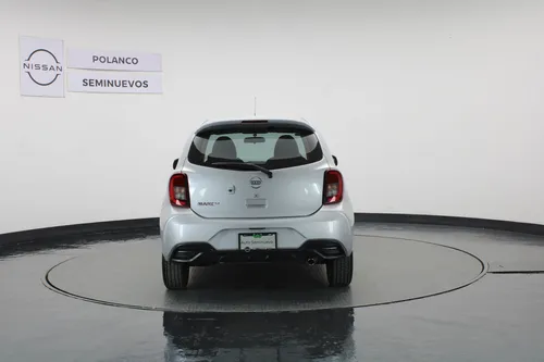 Nissan March 1.6 Exclusive Mt