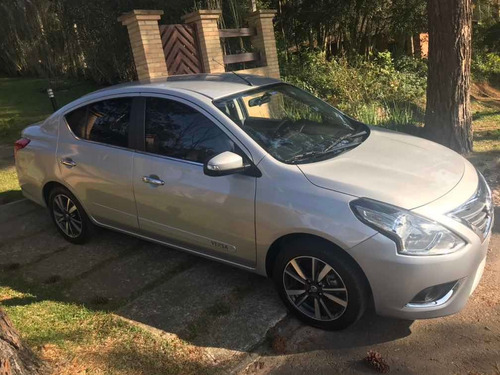Nissan Versa 2018 1.6 16v Sl Aut. 4p