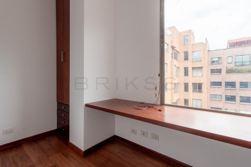Apartamento En Arriendo/venta En La Cabrera. Cod V6405
