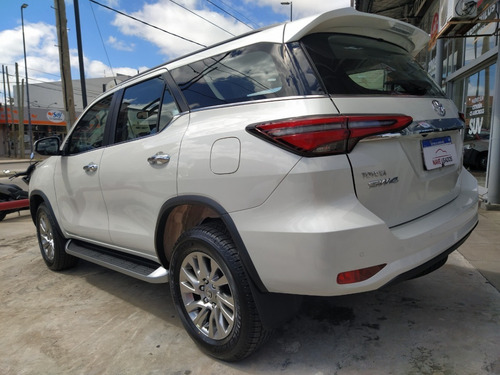 Imagen 8 de 13 de Toyota Sw4 Srx Automática 7 Asientos 2021 Ae691