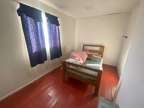 Bella Casa Amplia En Pasaje Peatonal Elías Carrasco, Lampa