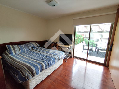 Casa En Venta Los Almendros, Reñaca, 5d Y 4b, Viña Del Mar