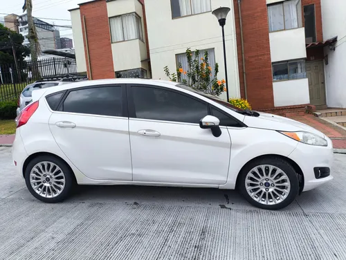 Ford Fiesta 1.6 Hatchback Titanium