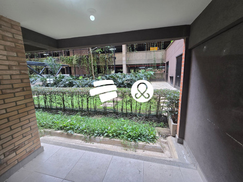 Apartamento En Venta En Loma De San Jose 3 Habitaciones