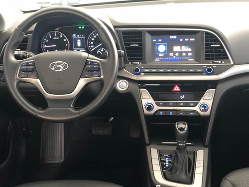 Hyundai Elantra 2.0