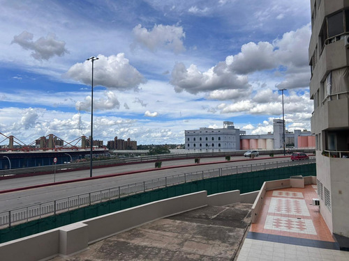 Departamento 2 Dormitorios Con Dos Balcones- Edif Con Seguridad - Nva Cba !!!