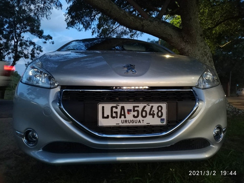 Peugeot 208 Cupe 1.2