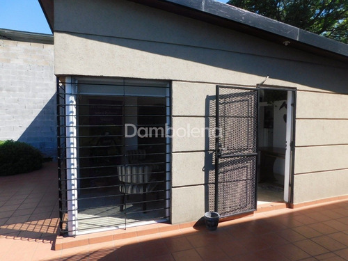 Imagen 9 de 30 de Oficina En Venta Sobre Colectora Acceso Oeste - Moreno