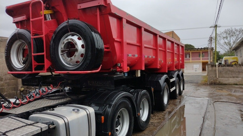 Carreta Basculante Random 25mt³