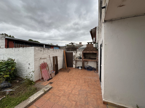 Propiedad 2 Dorm. Barrio Parque Velez Sarsfield - Planta Baja - Apta Crédito
