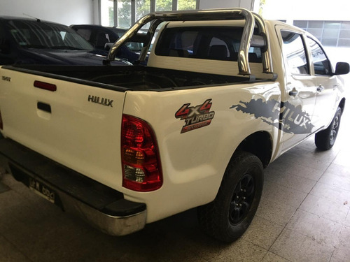 Imagen 5 de 25 de Toyota Hilux Dx 2007 4x4 2.5cc