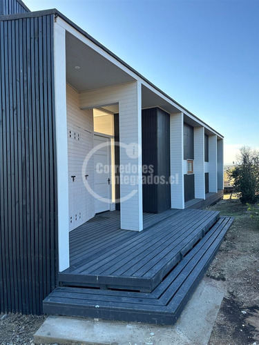 Parcela De 5.060m2 Con Casa Como Nueva En Ocho Quebradas