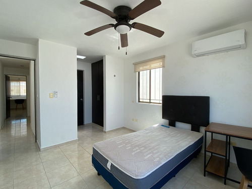 Casa Amueblada En Renta/venta En Las Americas Ii