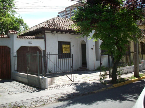 Casa Con Destino Oficina Próximo Al Metro Manuel Montt