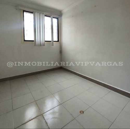Imagen 10 de 12 de En Venta Townhouse En Playa Grande Catia La Mar Estado La Guaira Ref 389