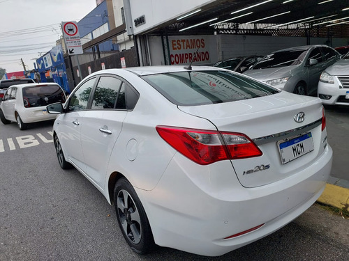 Hyundai HB20S 1.6 Comfort Style Flex Aut. 4p