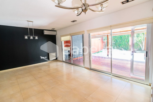 Imagen 8 de 30 de Venta De Casa 3 Dormitorios, Reciclada A Nuevo, La Plata