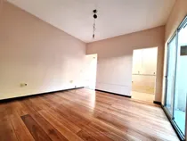 Comprar Alquilo  Hermoso Apartamento De 2 Dormitorios A Metros De  Av Italia  Y Comercio