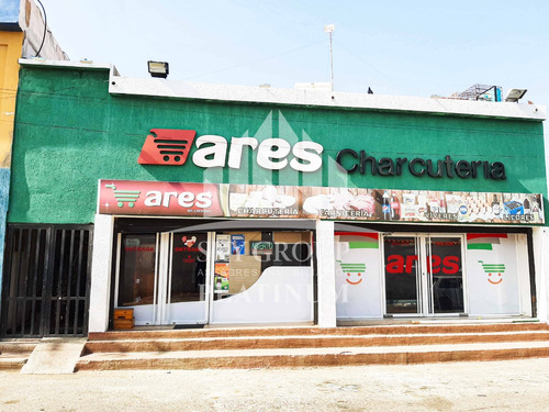 Local Comercial Ubicado En Pleno Corazón De Puerta Maraven. Pll-301