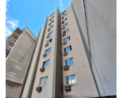 Edificio Comercial En Venta En El Centro De Caracas