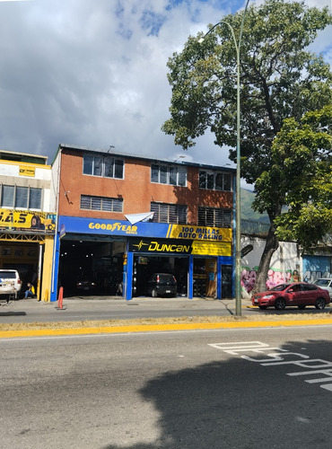 Edificio En La Av. Rómulo Gallegos. Venta